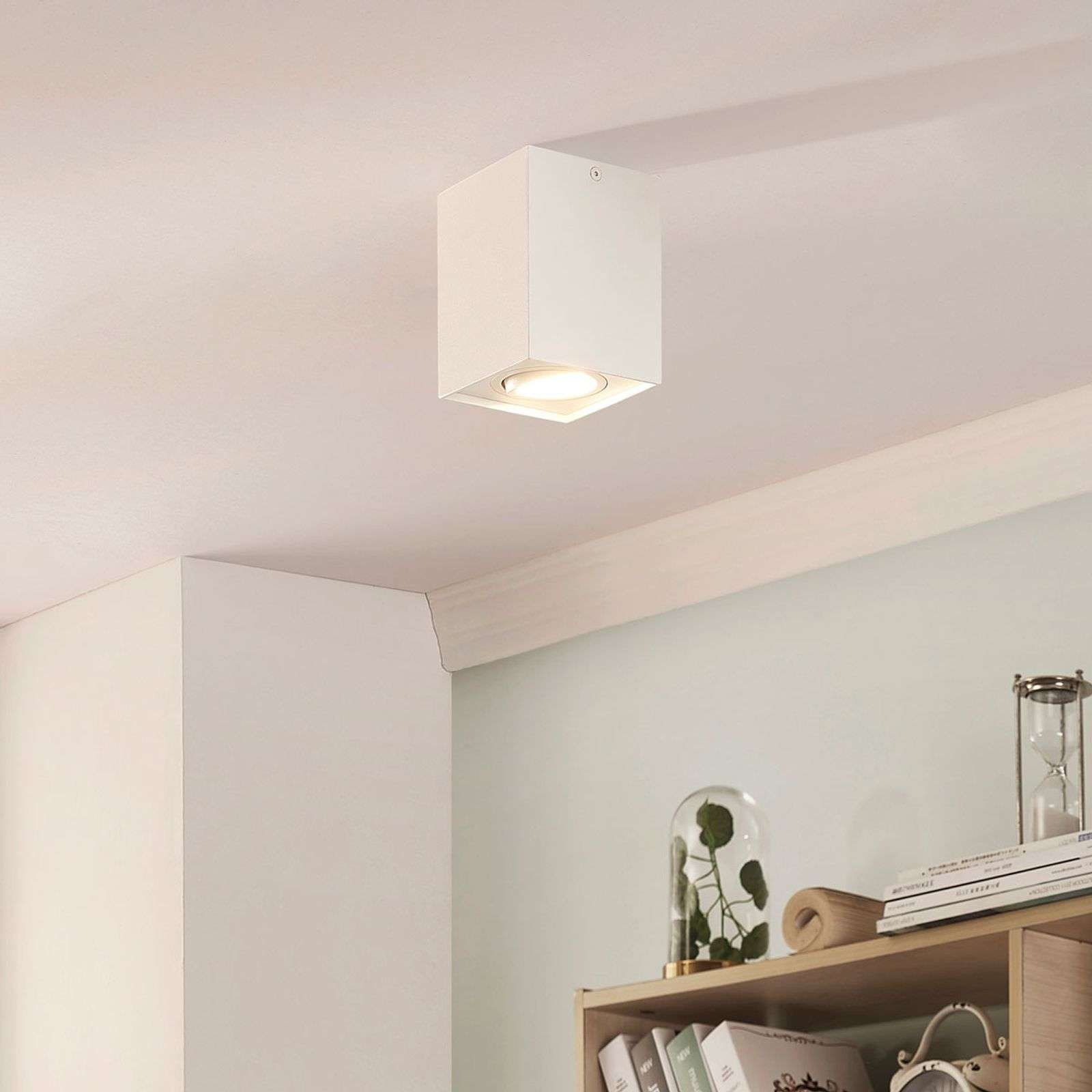 Kulmikas Gu10-kattospotti Mikail, valkoinen