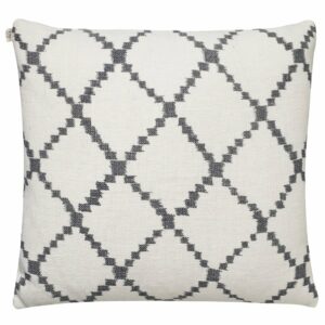 Chhatwal & Jonsson Ikat Kerela -tyynyliina 50x50 cm Valkoinen-harmaa