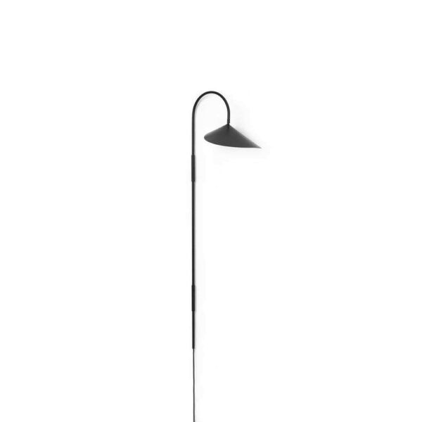 Ferm Living - Arum Swivel Seinävalaisin Tall Black