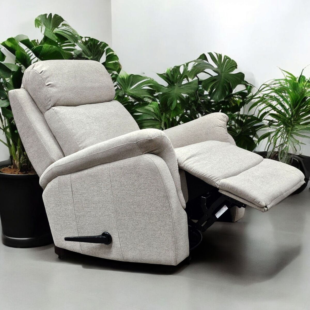 Rubin mekanismituoli beige Friday