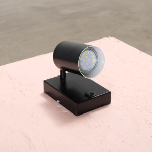 Seinävalaisin musta